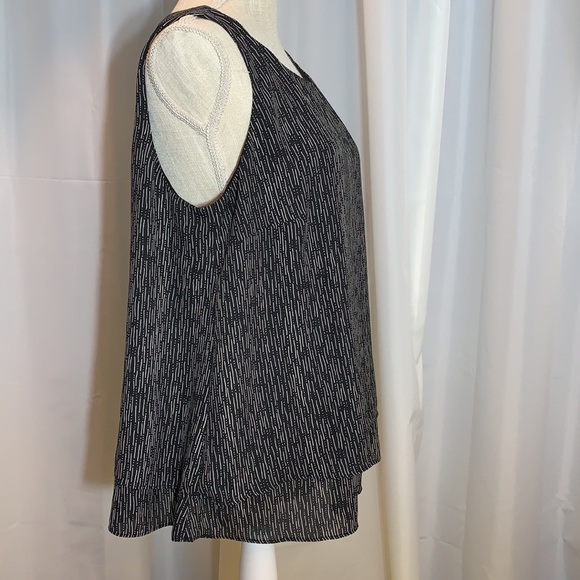 Like new! Worthington Tank with Tiers - Picture 9 of 9